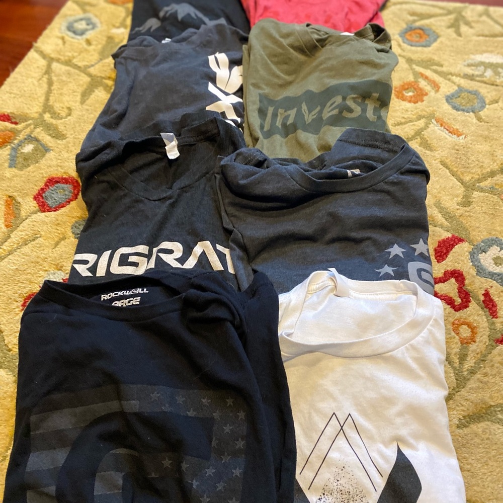 Athletic Crossfit Shirts - L